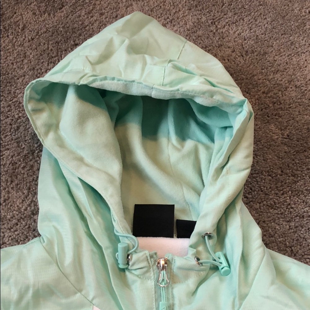 NWT Women’s Reebok Fleece Lined Windbreaker Jacket - Picture 12 of 13